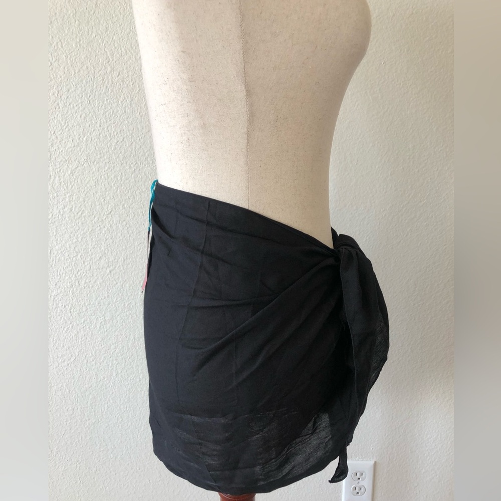 SHU-SHI - NWT SARONG PAREO SHORT BATHING SUIT COVER UP/WRAP + BLACK/S - Picture 5 of 12